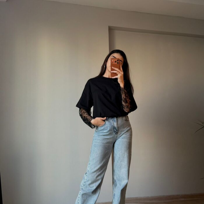 KOLLARI DANTELLİ T-SHİRT